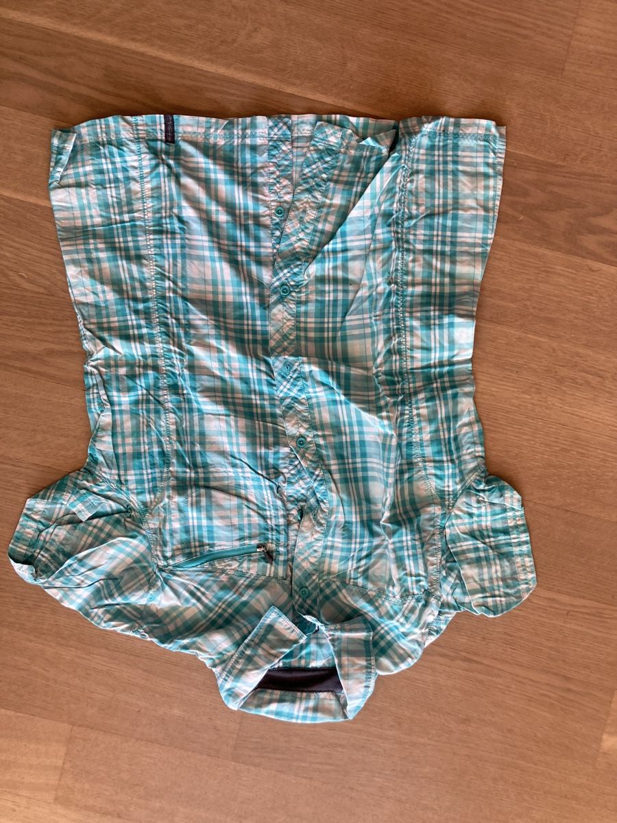 T-Shirts: T-Shirts passen bei Grösse S – Gebraucht aus Gutenswil von Miania04 5