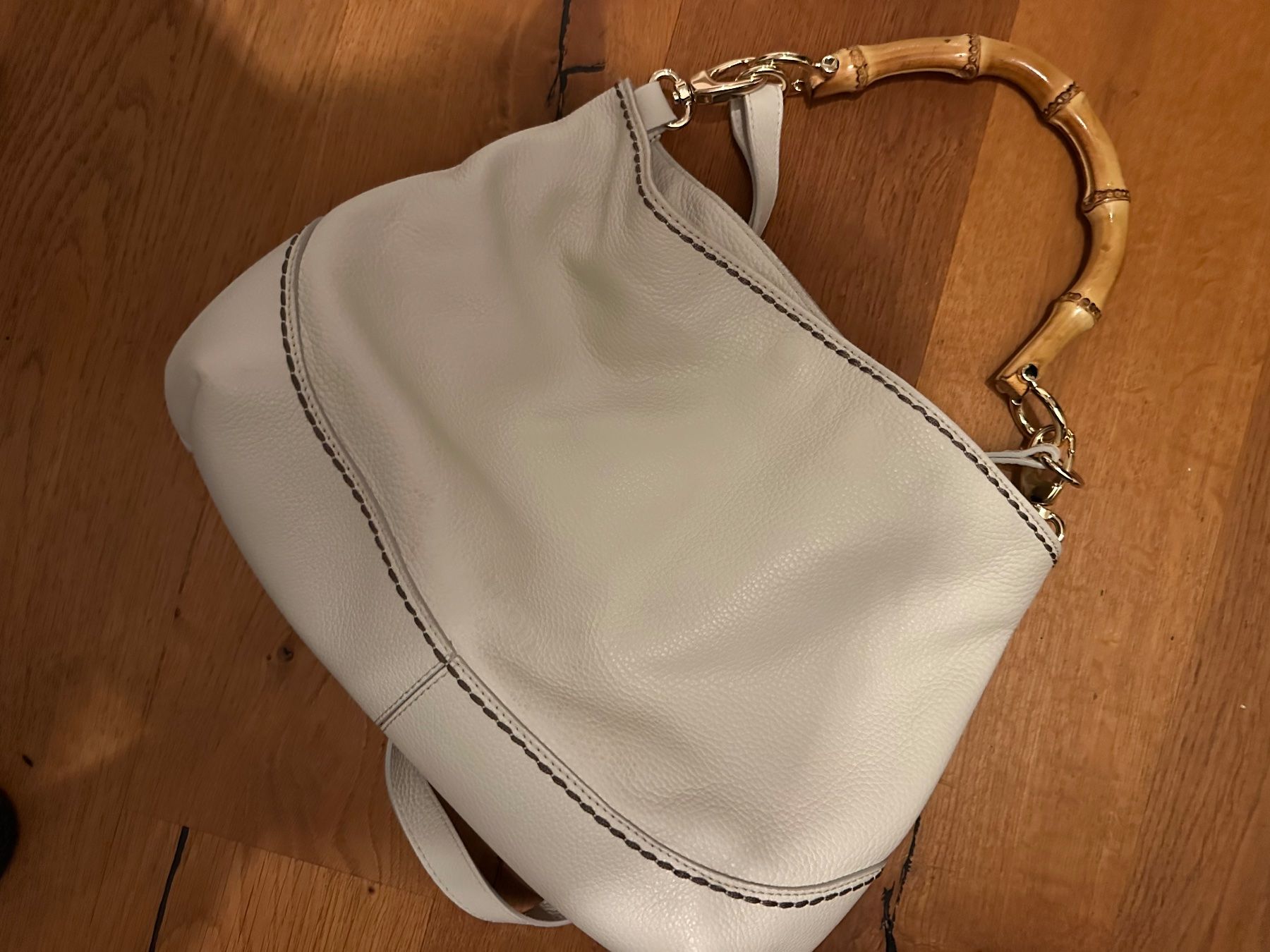 Borse da donna: Leder Handtasche beige mit 2 versch. Bändel – Usato da Pfäffikon ZH venduto da RIGI70