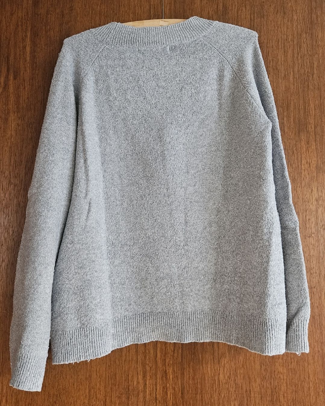 Maglioni & Felpe: Pull Only gris clair taille L état d'usage – Usato da Dugny (Leytron) venduto da NaMartinet 1