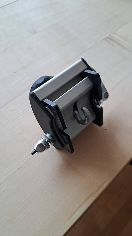 Supporti per biciclette: Fahrrad- Halter fürs Auto – Usato da Neftenbach venduto da bebbels69 2