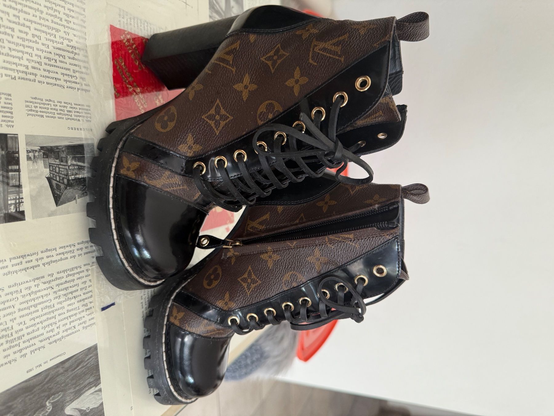 Louis Vuitton Scarpe da donna: Louis Vuitton Star Trail Anke Boots EU37 – Nuovo (secondo la descrizione) da Meilen venduto da Niki.ST 2