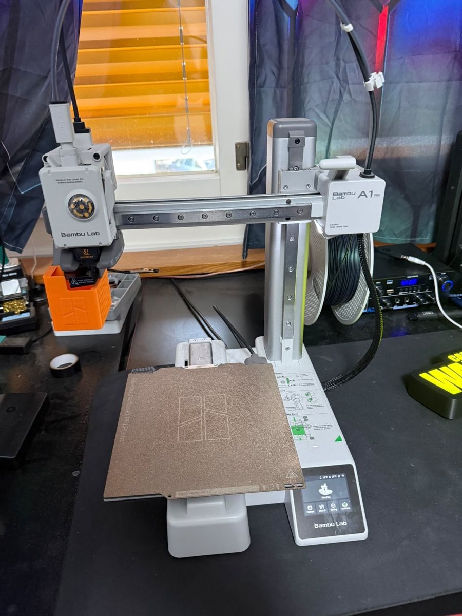 Bambu Lab 3D Drucker: 3D Drucker Bambu Lab A1 Mini  – Gebraucht aus Moosseedorf von Slowwdown