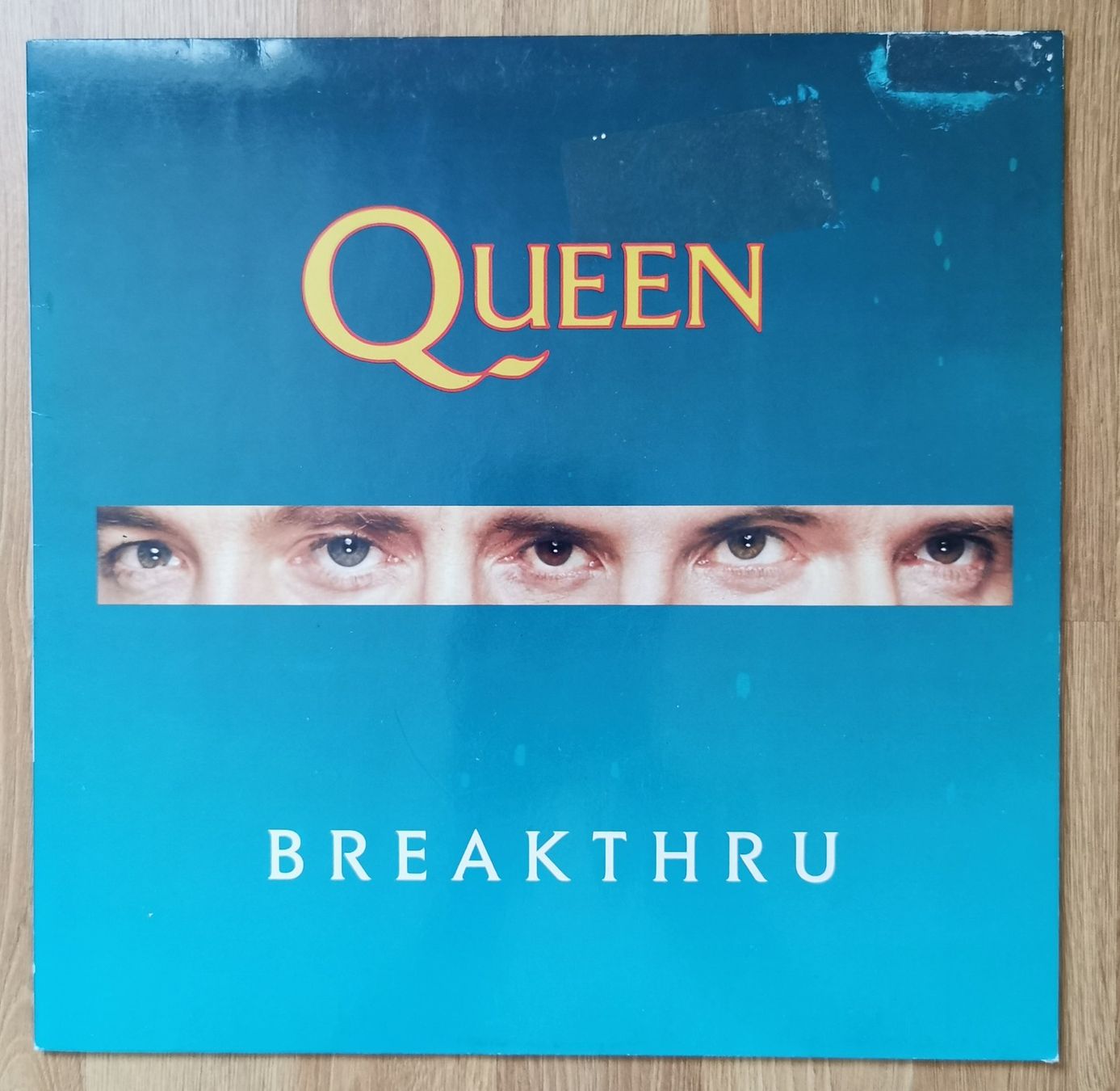 Vinyles: Queen - Breakthru Vinyl Maxi-Single 1989 – D'occasion à Birsfelden par dsc_f8gx