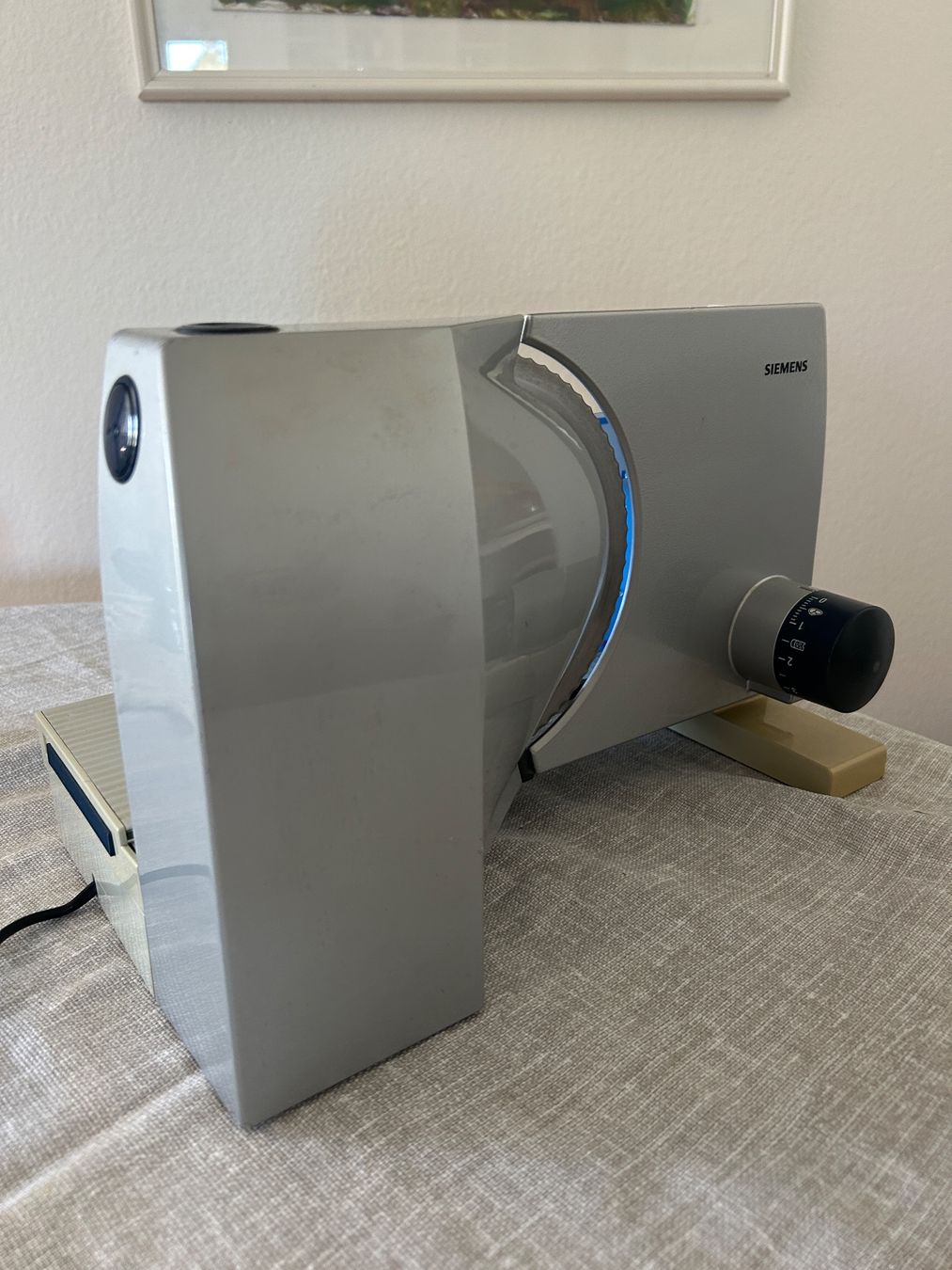 Siemens Elettrodomestici da cucina: Aufschnittmaschine Siemens – Usato da Niederglatt ZH venduto da Julia_4 1