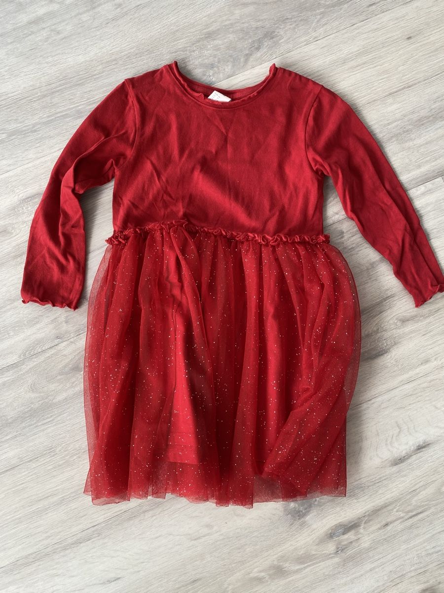 Lotti & Set di vestiti: Kleiderpaket Mädchen grösse 98/104 – Usato da Neftenbach venduto da Denise.J 1