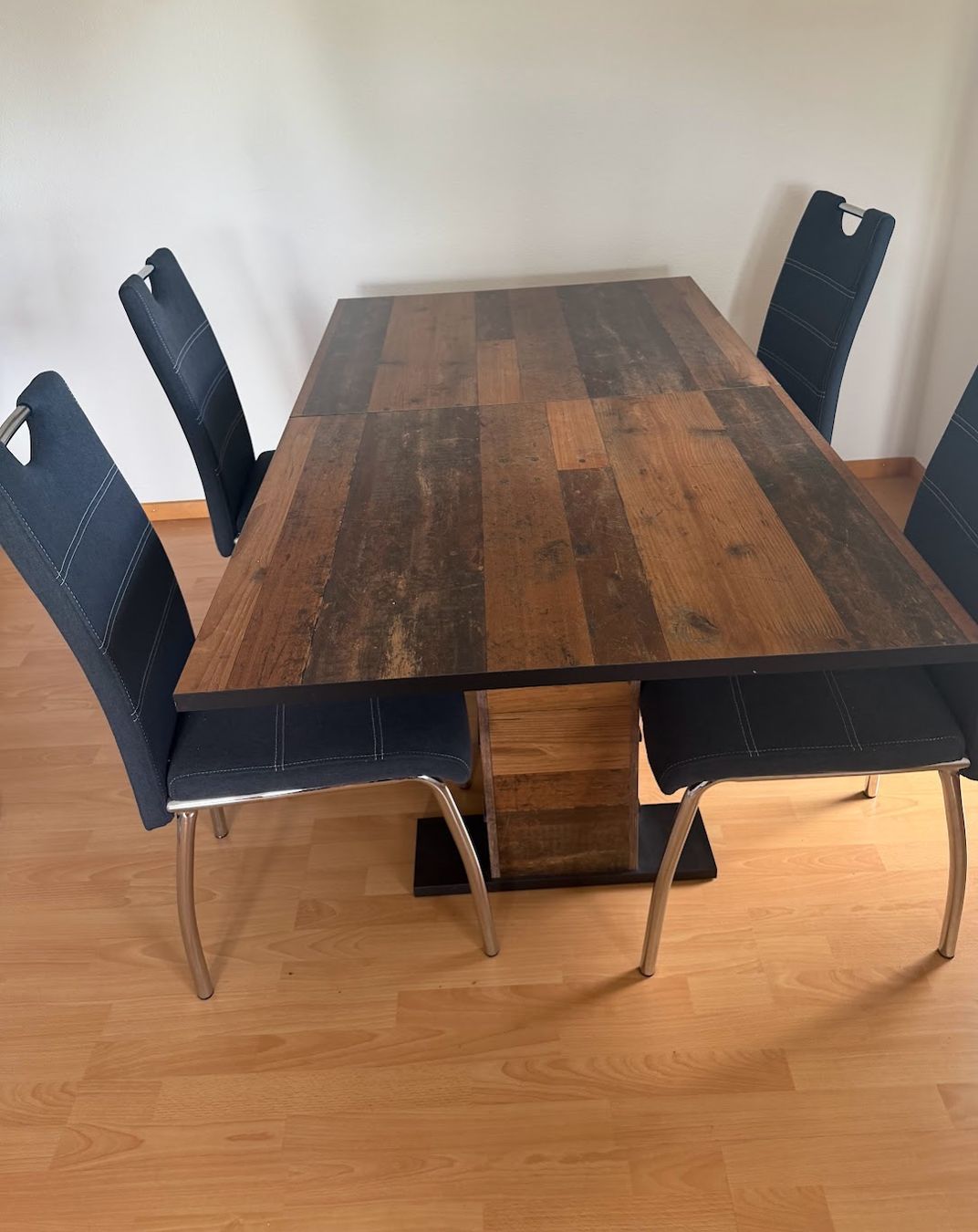 Conforama Tables: Retro Esstisch – Neuf (Voir description) à St. Gallen par sashaforster