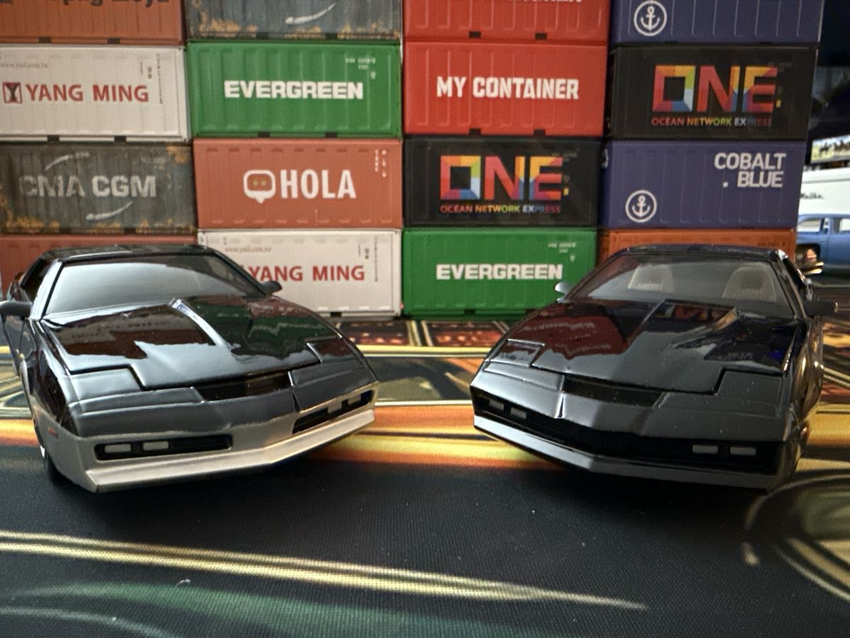 Pontiac Modellautos: Knight Rider KITT – Neu (gemäss Beschreibung) aus Basel von Zomeg 4
