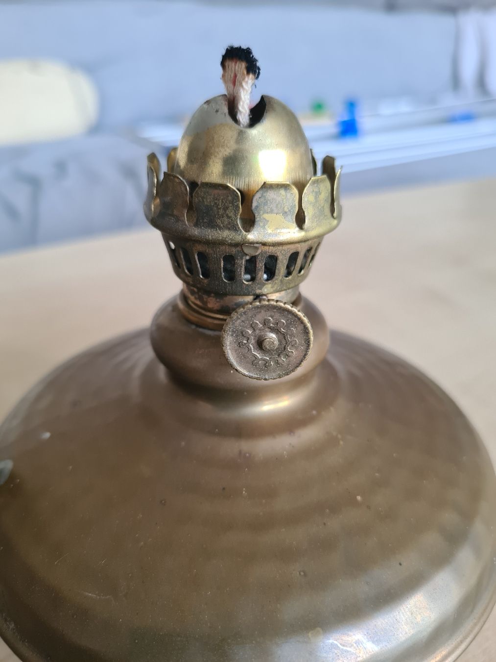 Lampen: Petrollampe Messing mit Glas, Öllampe – Gebraucht aus Sissach von pablum87 4