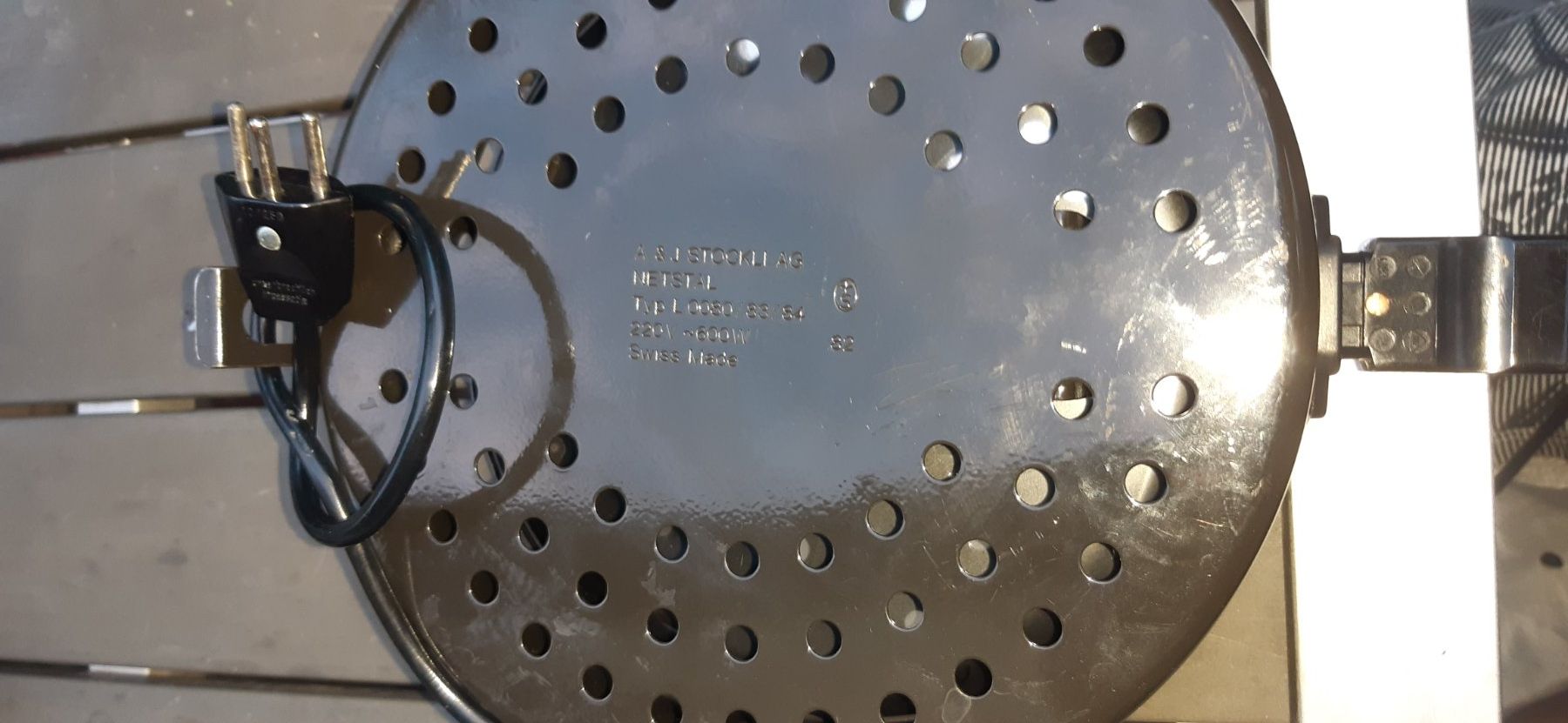 Stöckli Elettrodomestici da cucina: Stöckli Marroniofen und Grillgerät – Usato da Effretikon venduto da keutom66 2