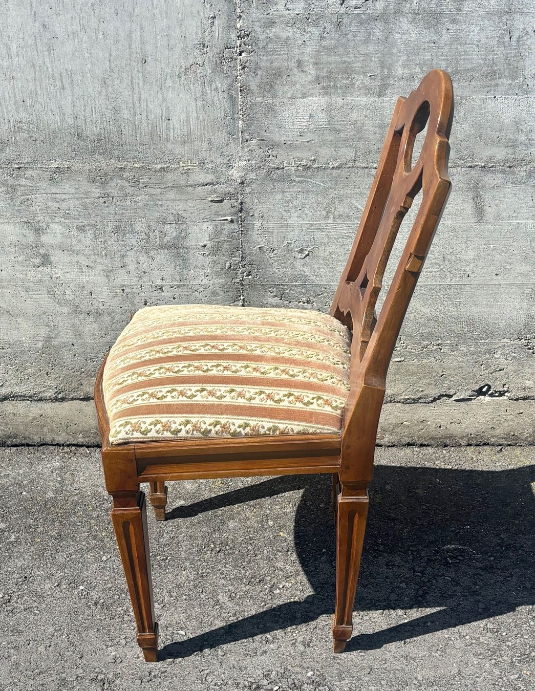 Sedie: Original antiker Biedermeier Stuhl mit Polster – Usato da Lüchingen venduto da Eeizo 1