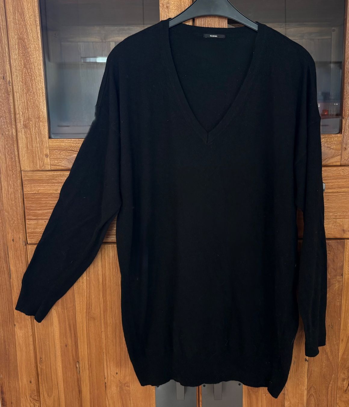 Tezenis Pulls & Sweat-shirts: Pullover Strick Tezenis,V-Ausschnitt,lang/Oversize,Gr.M – D'occasion à Siblingen par Vany_McDougall