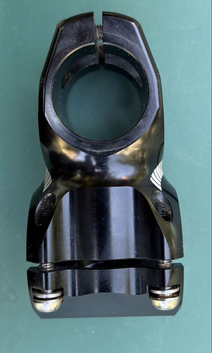 Ersatzteile: Straitline amp Vorbau – Gebraucht aus Basel von a.dent 3