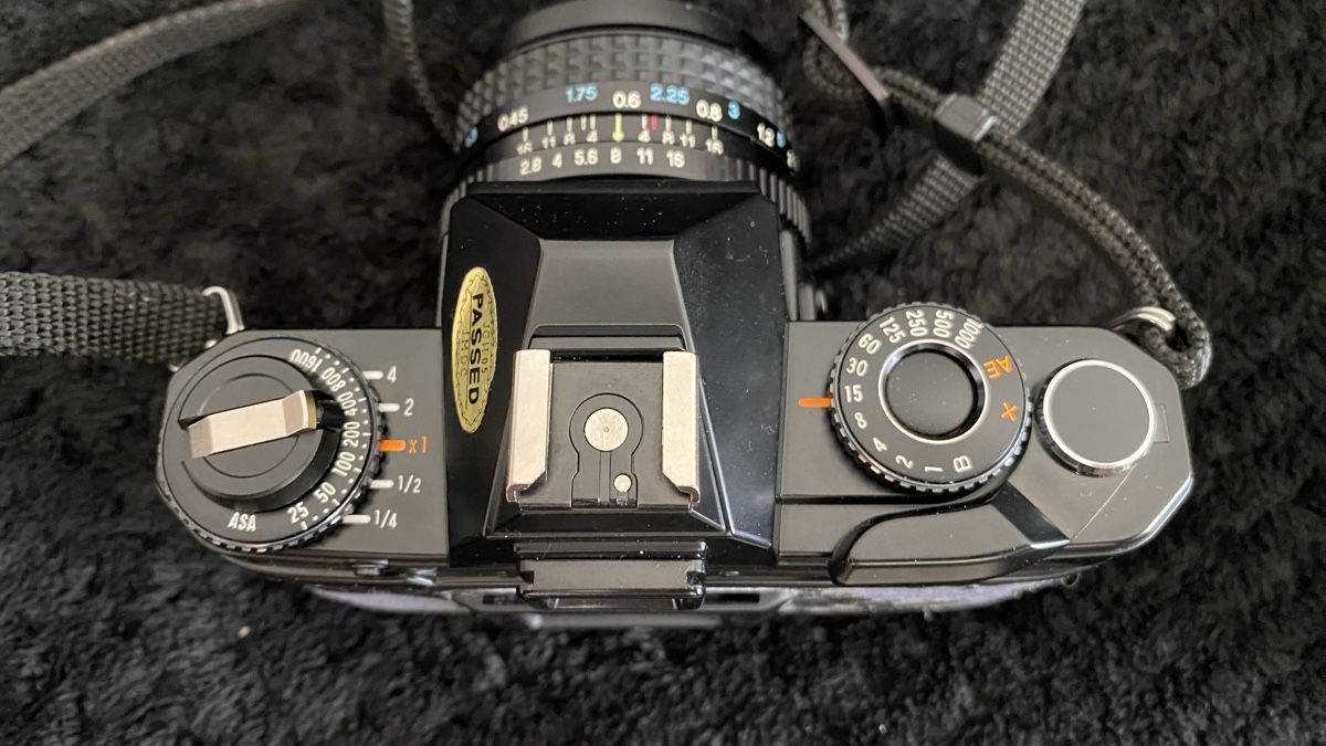 Yashica Fotocamera: Yashica FX-d Quartz Fotokamera set. – Usato da Beinwil am See venduto da Mpmmechanik 5