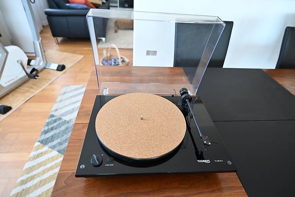 Thorens Giradischi: Thorens TD 295 Mk 4 Plattenspieler – Usato da Gebenstorf venduto da Baghera2 1