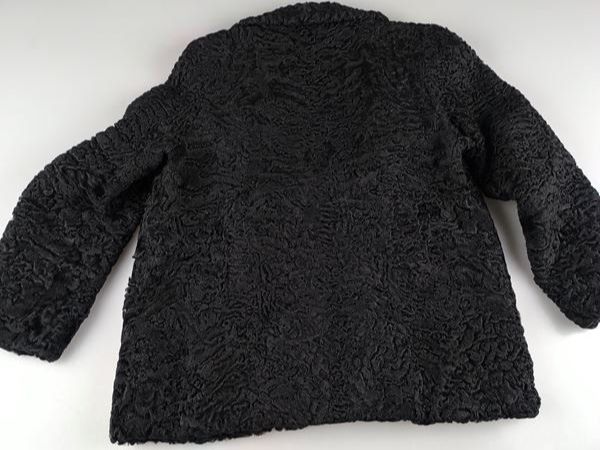 Giacche: Karakulpelz Jacke – Usato da Rüti ZH venduto da Restwert_Rueti_ZH 1