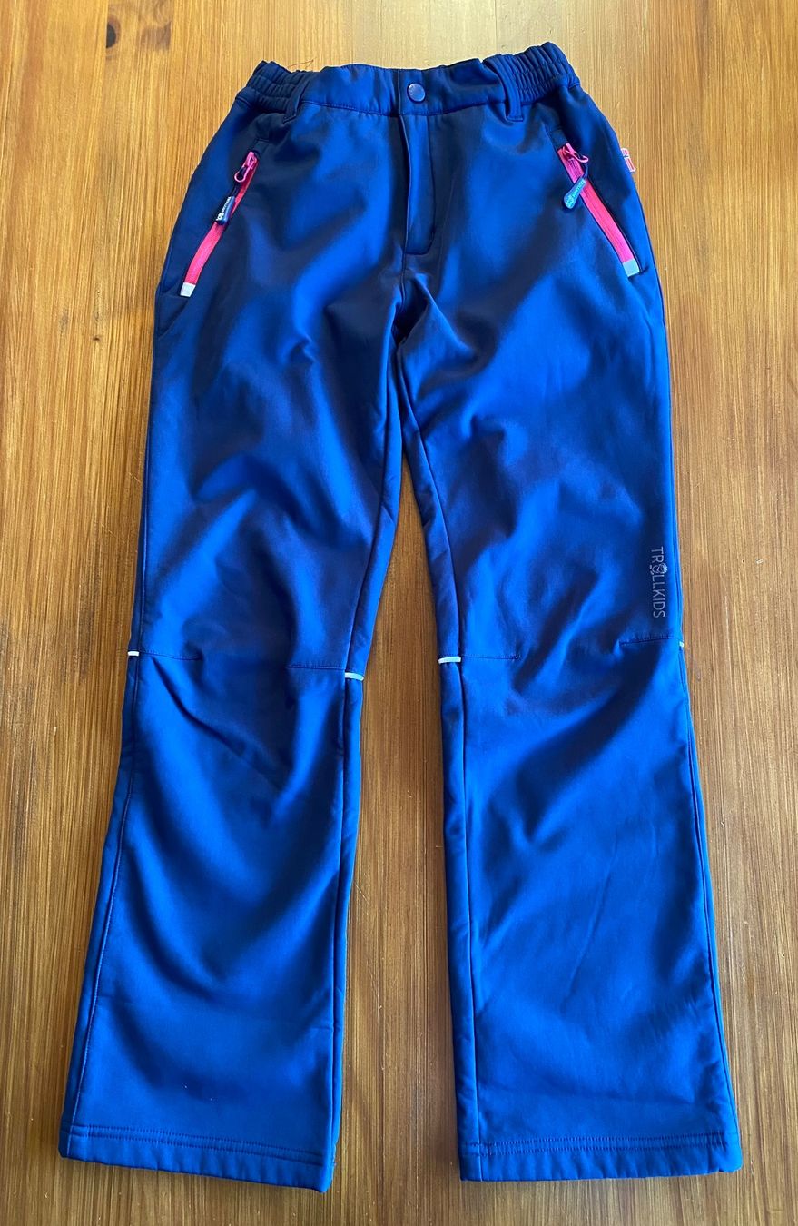 Trollkids Pantaloni: Trollkids Outdoor Softshellhose - Größe 152 – Usato da Urdorf venduto da Bets4
