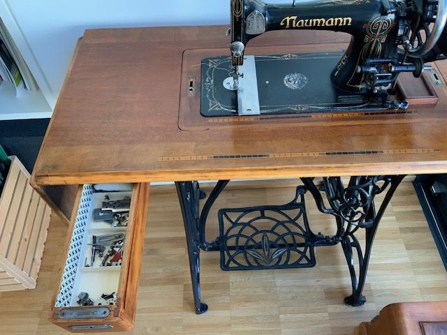 Macchine da cucire: Nähmaschine vintage – Nuovo (secondo la descrizione) da Basel venduto da ser_qy29 2