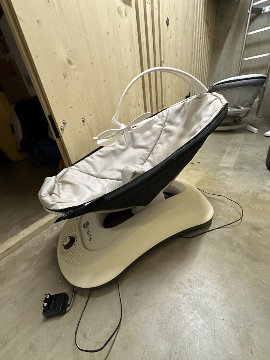 Sdraiette & Sdraiette a dondolo: Lit eletric pour bebe 4mons – Usato da Genève venduto da wwo_mx7t