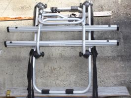 VELOTRÄGER FÜR HECKMONTAGE