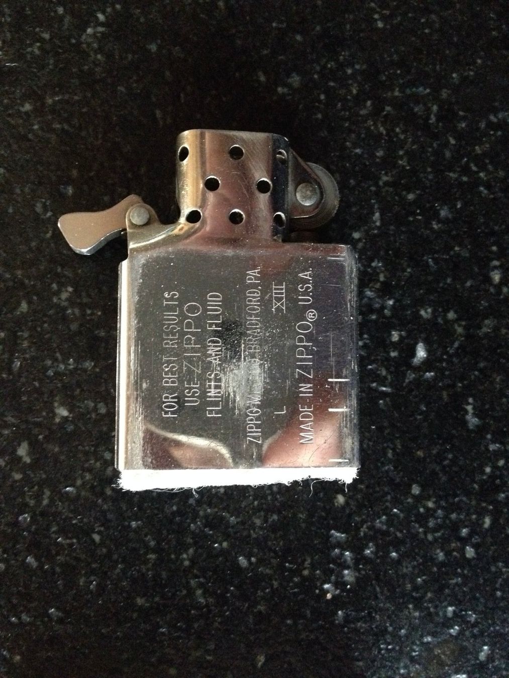 Zippo Briquets: Zippo Tony - 1997 – D'occasion à Vuiteboeuf par broticaire 2