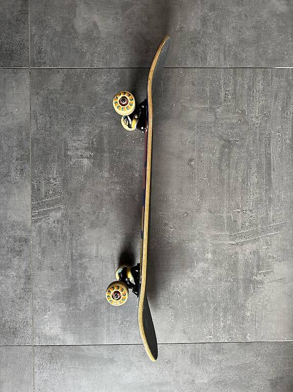 Skateboards: Skateboard – Gebraucht aus Mendrisio von def_vgy6 1