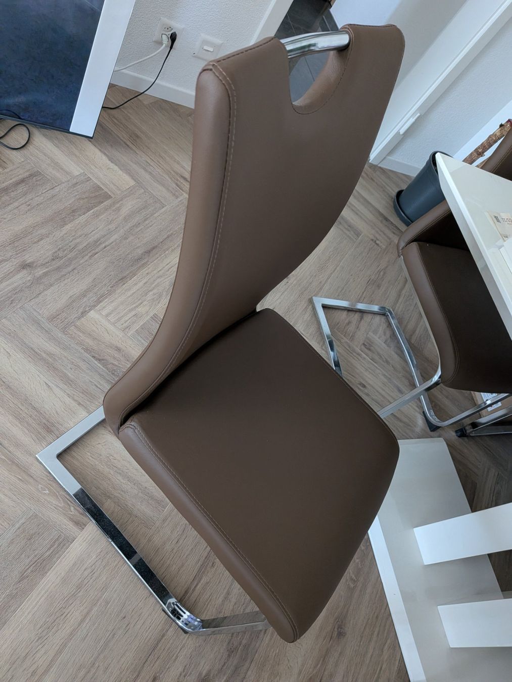Stühle: Stühle beige 6 Stück – Gebraucht aus Winterthur von nor_5bcx