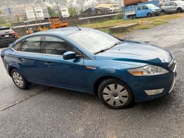 Ford Mondeo 2.3i 16V Limousine blau