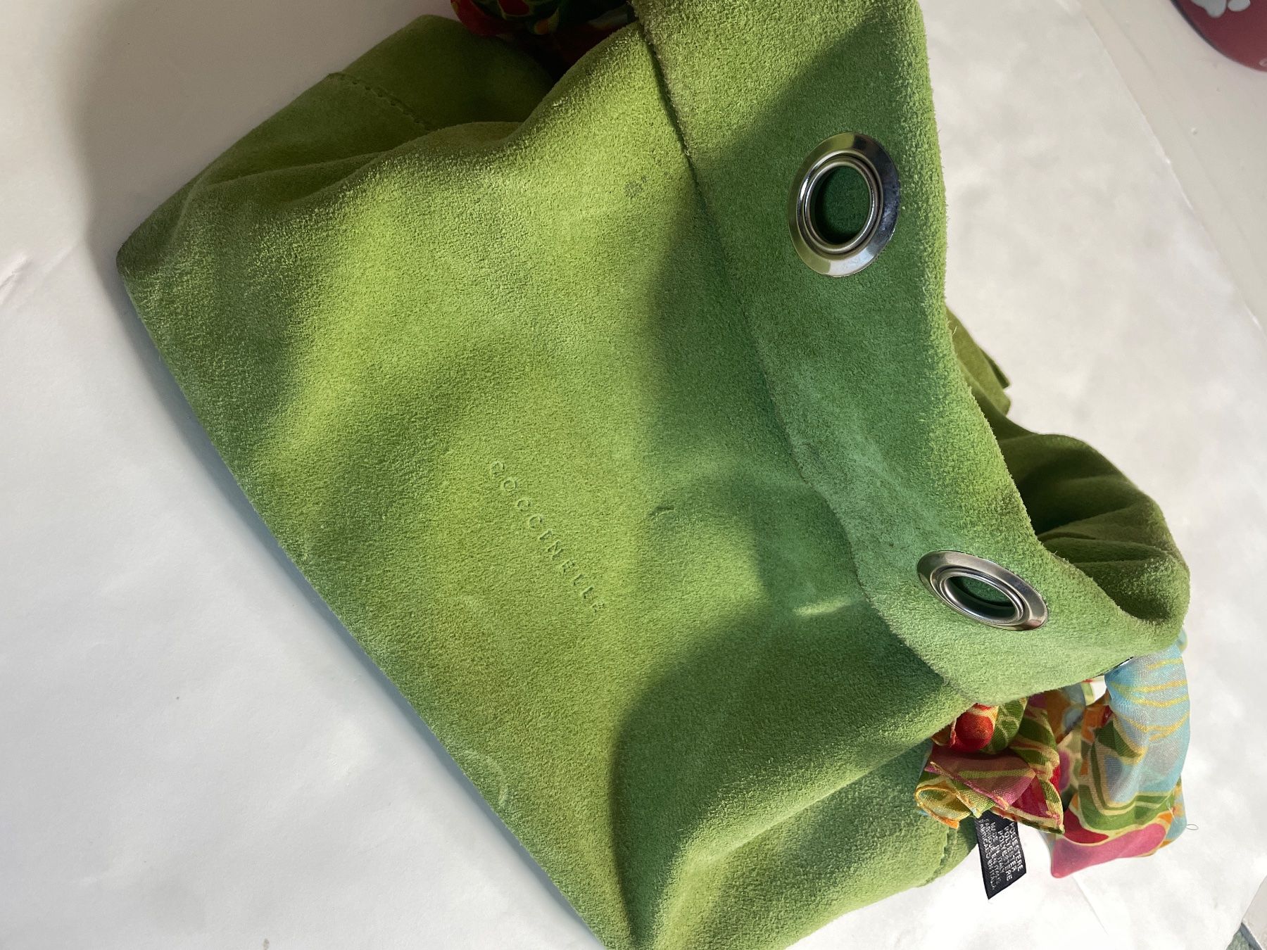 Coccinelle Borse da donna: Coccinelle sommerliche Handtasche hellgrün – Usato da Volketswil venduto da n_r_5gdf 5
