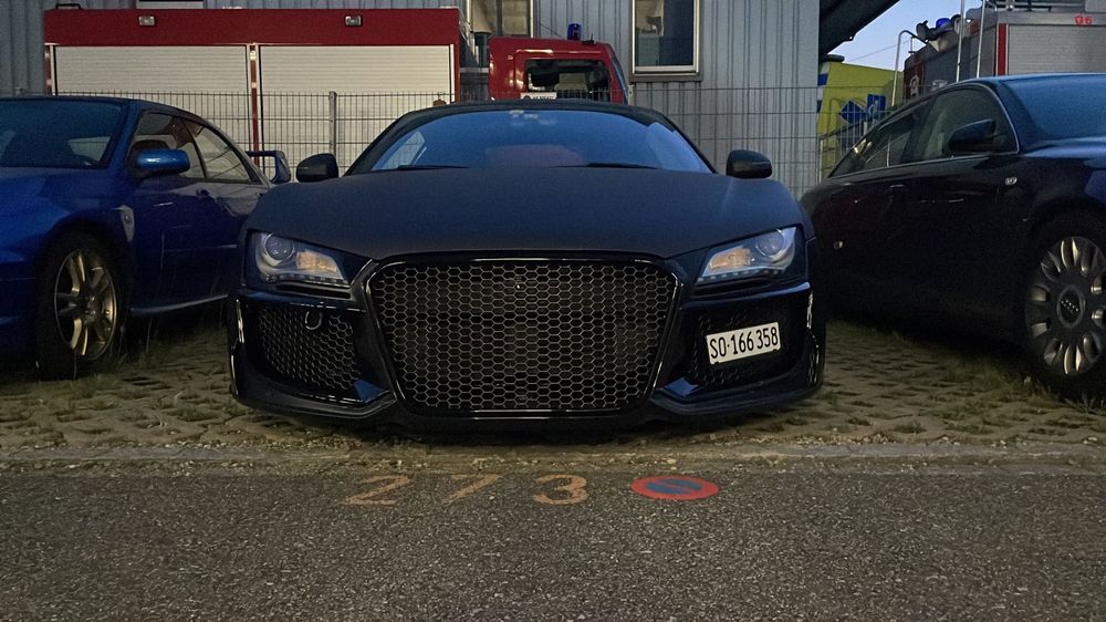 Audi R8