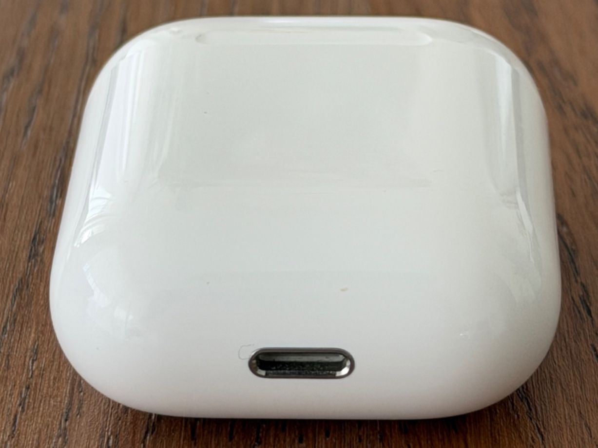 Apple Cuffie: Apple AirPods 2 – Usato da Au ZH venduto da MBER8804 2