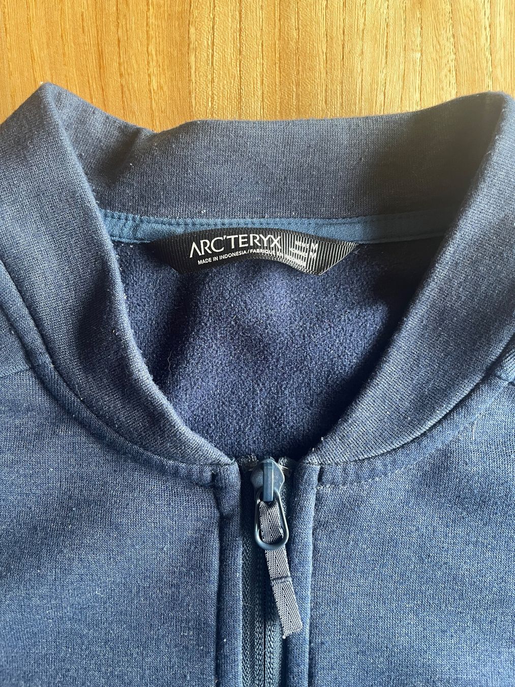 Arcteryx Maglioni & Felpe: Arcteryx Pullover dunkelblau, Top Zustand, Grösse M – Usato da Chur venduto da lea_qg88 1