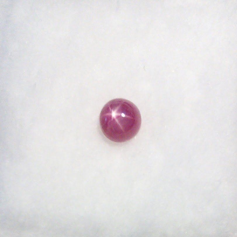 Pierres précieuses: Star Rubin 1.49ct – Neuf avec emballage d'origine à zuerich par Jewlsdesign