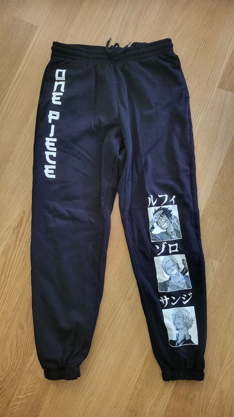 Lotti di vestiti: One Piece Pullover und Hosen Set Schwarz Grösse L – Usato da Oberwil BL venduto da syd_lm 2