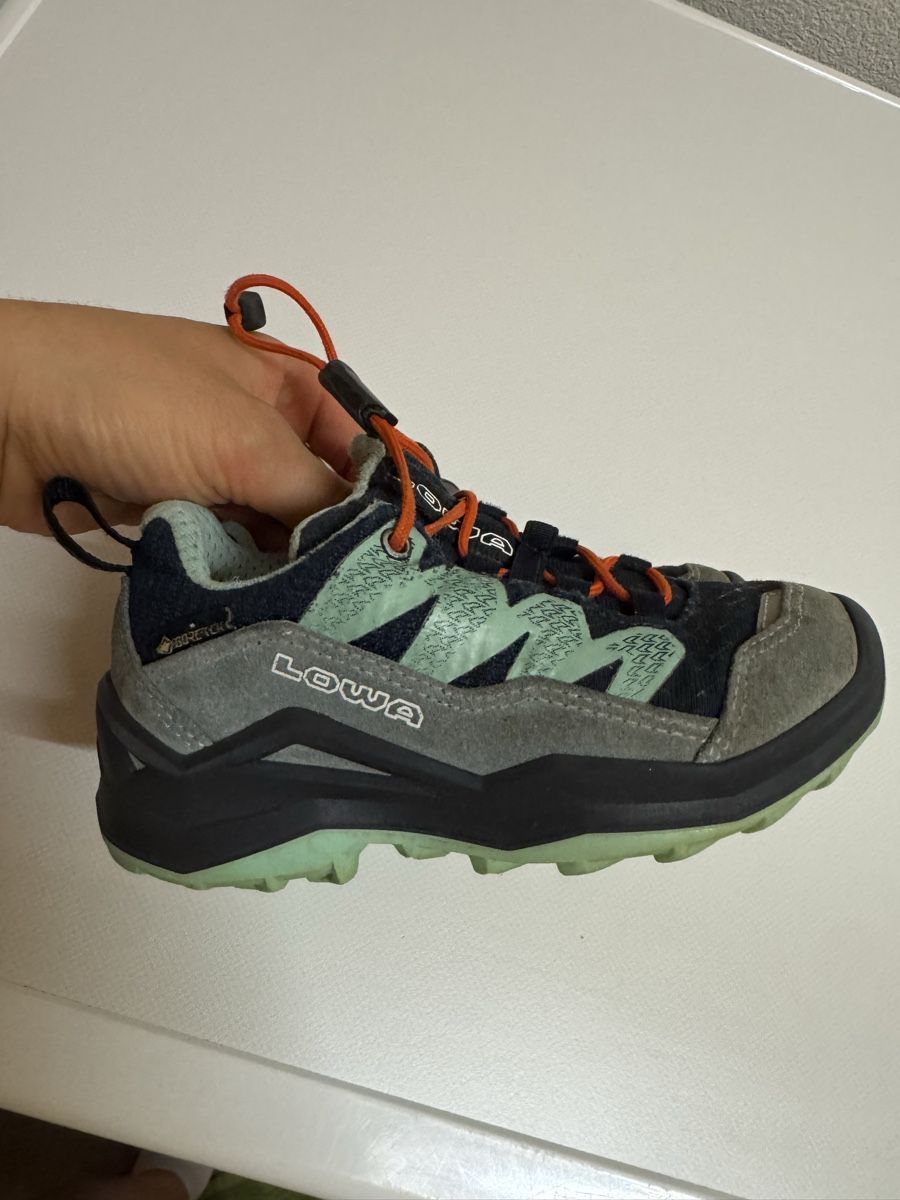 Lowa Schuhe für Jungen: Schuh Lowa – Gebraucht aus Ringgenberg BE von AnisWoe95 2