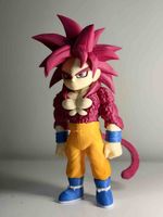 Anime Figur Son Goku Super Saiyajin 4 neuwertig