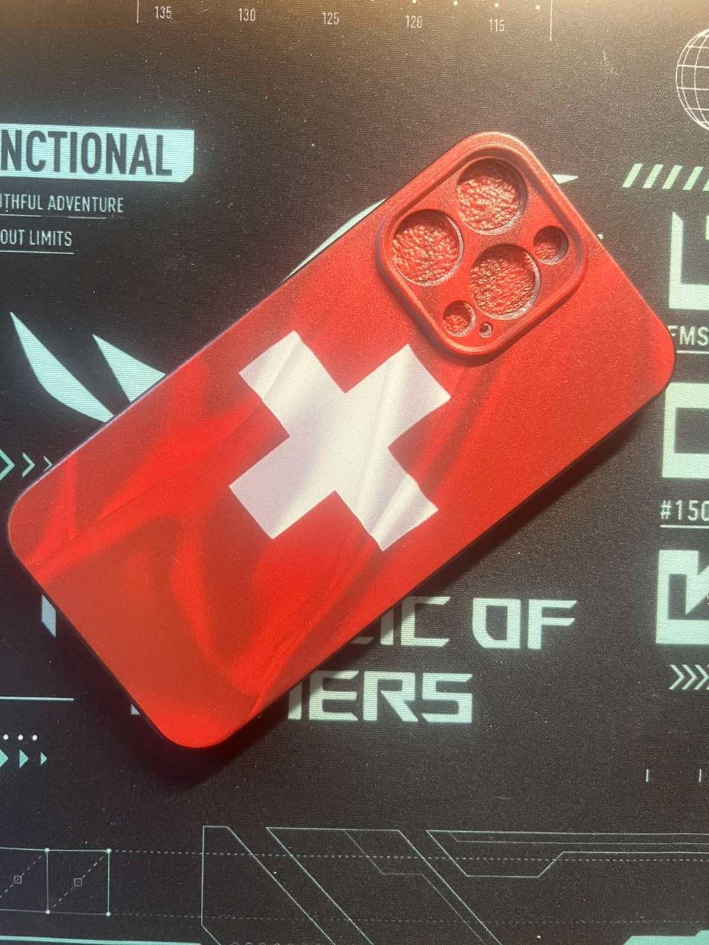 Coques & Protection écran: Coque iPhone 13 Pro.  iPhone 13 Pro Hülle – Neuf avec emballage d'origine à St-Cergue par vpr_7v8g 1