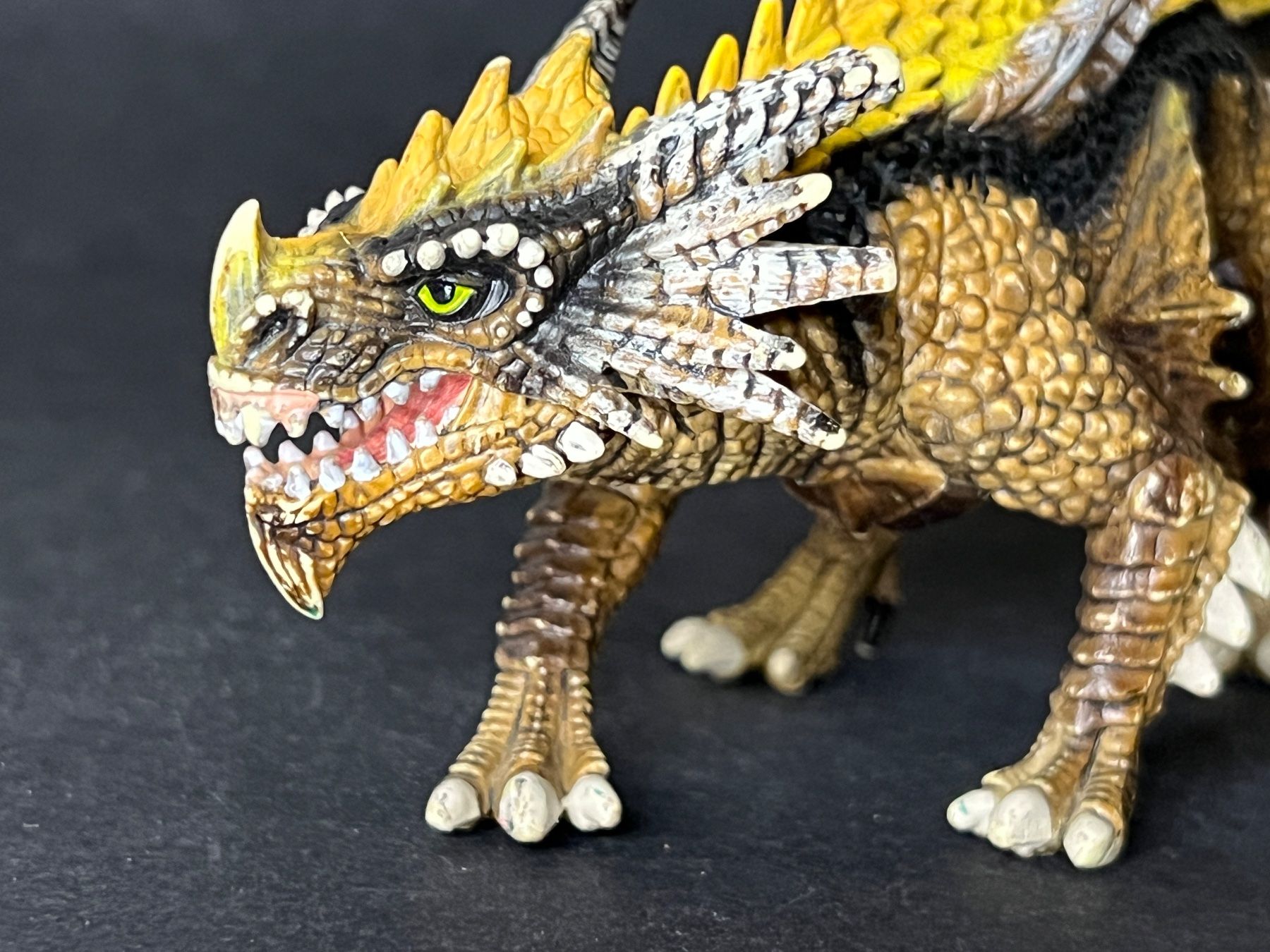 Schleich Statuette: Schleich 70513 - Drache Jäger Drachen – Usato da Ennetbaden venduto da mapa05 7