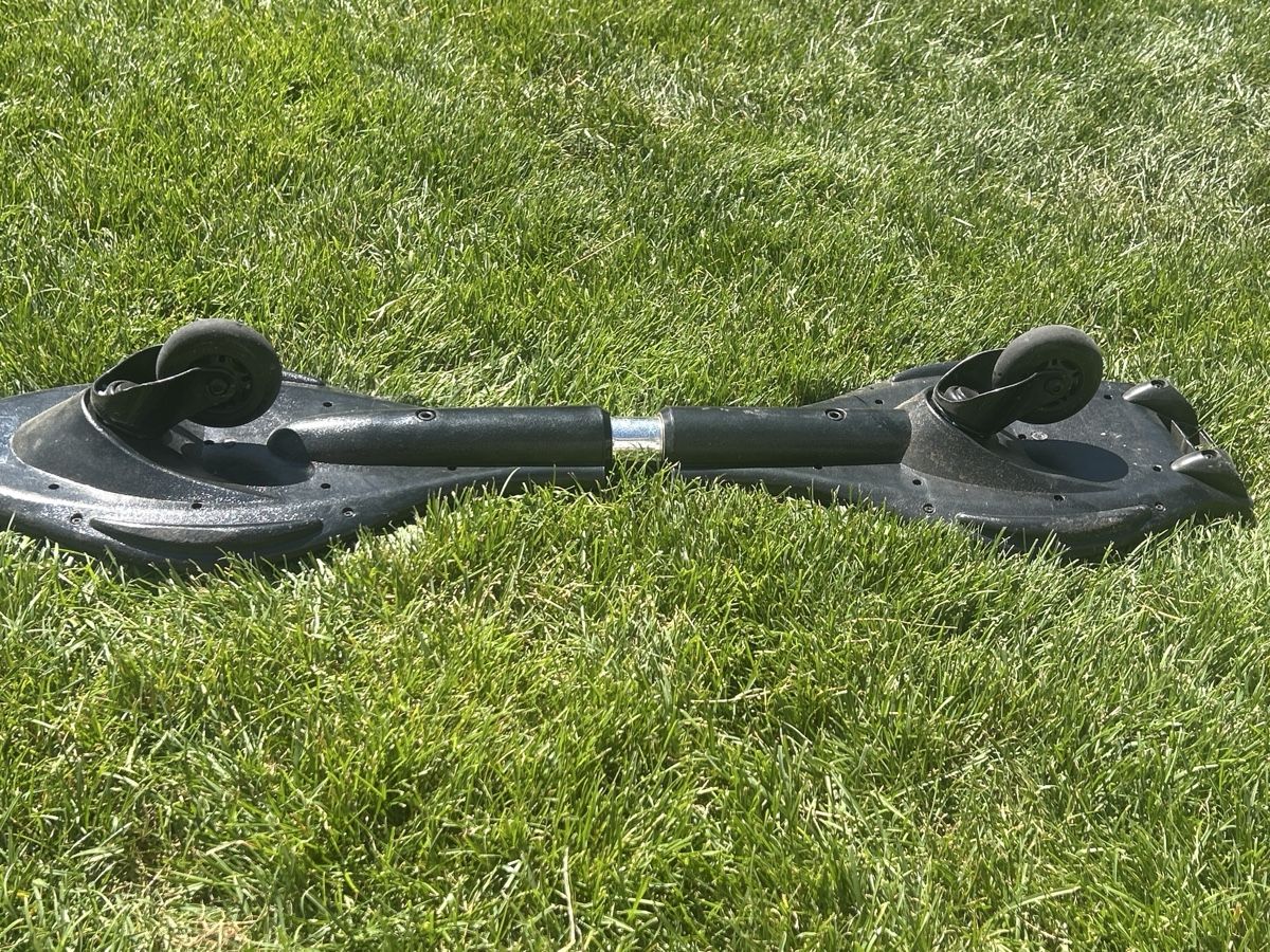 Skateboards: Waveboard schwarz guter Zustand – Usato da Rümlang venduto da anu_ftt8 1