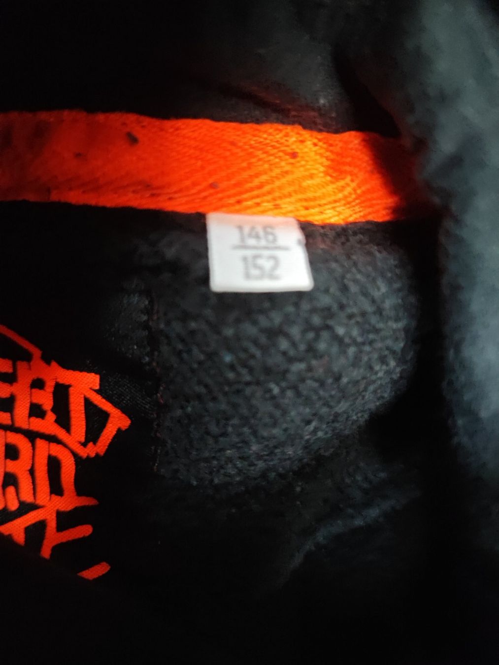 C&A Maglioni & Felpe: Cooler Kapuzenpullover, Grösse 146/152 – Usato da Grabs venduto da Margelchopf1 2