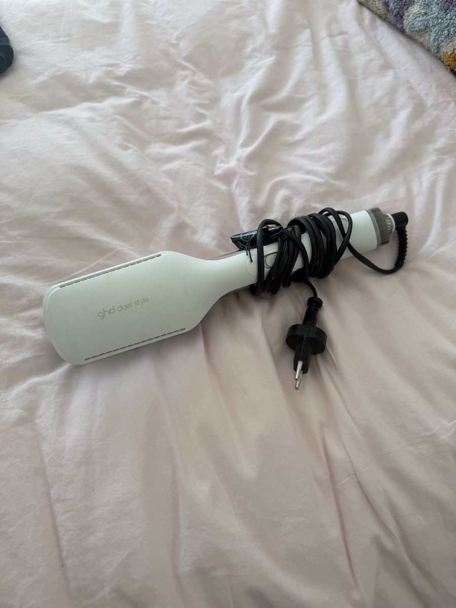 GHD Asciugacapelli: Lisseur/sèche-cheveux GHD.  – Difettoso da Leysin venduto da dvd_lgl2