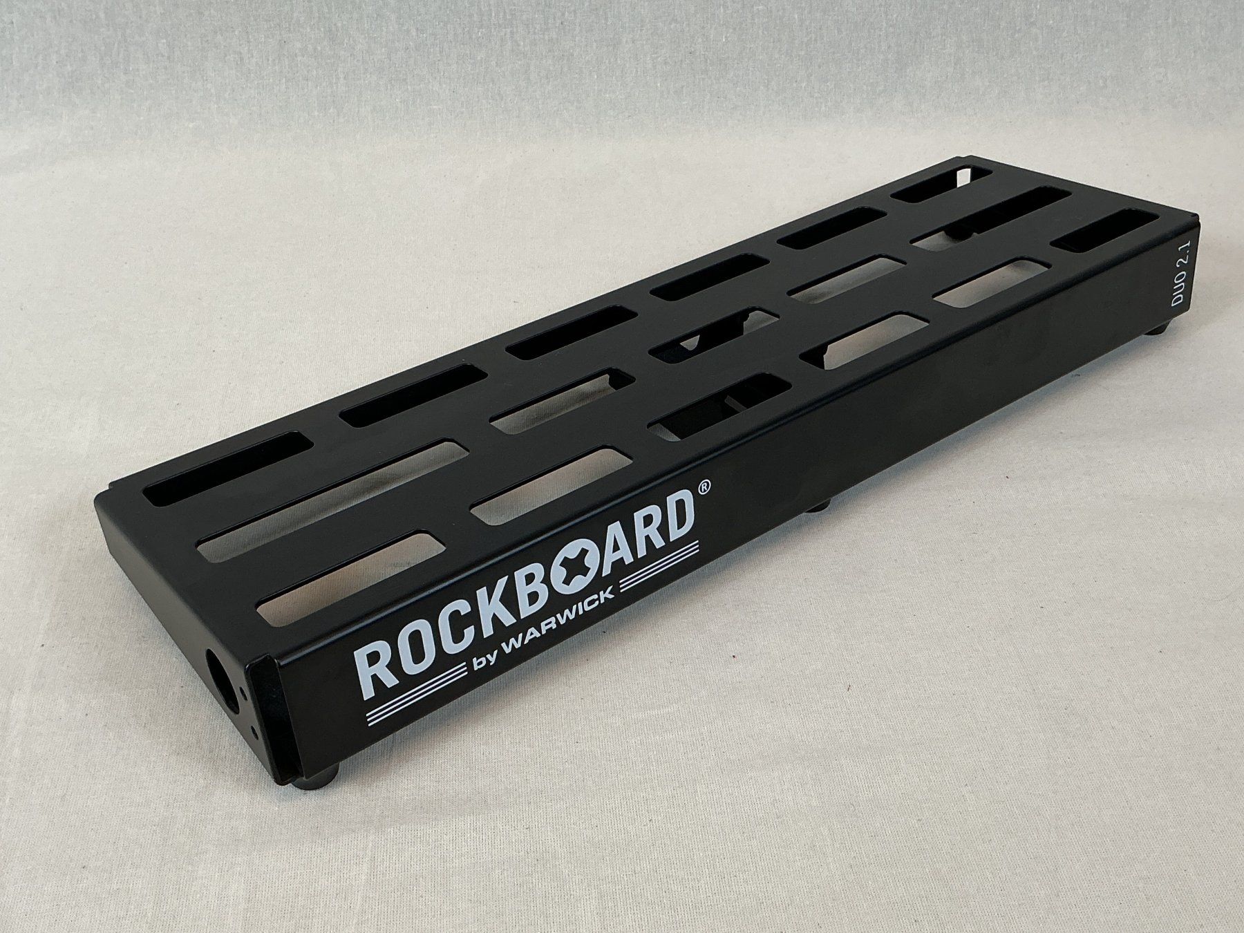 Strumenti musicali: WARWICK Rockboard Pedalboard Duo 2.1 – Usato da Richterswil venduto da Restwert_Richterswil