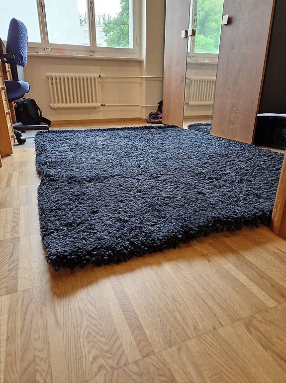 Teppiche: Hochflor Teppich schwarz melange – Gebraucht aus Winterthur von Kanedama 3