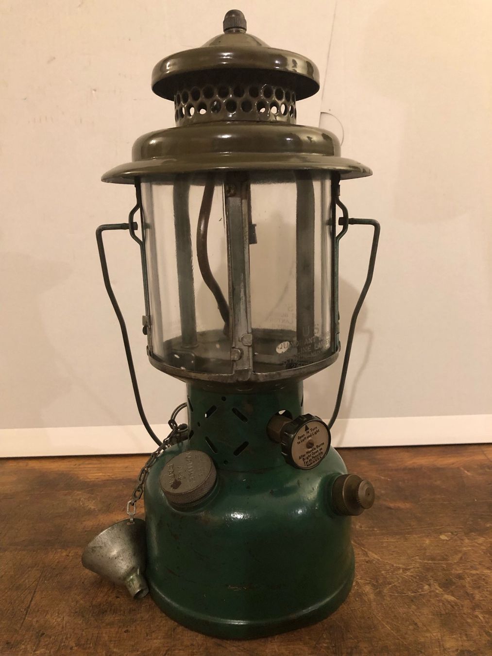 Coleman Lampade: Vergaserlampe Coleman 1952 – Usato da Gümmenen venduto da Ug6