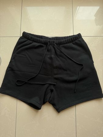 Fear of God Essentials - Shorts - M oversized