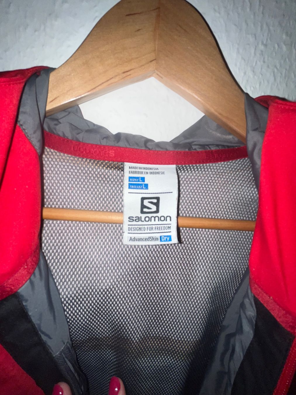 Salomon Giacche: Salomon red/black men's rain jacket - L – Usato da Genève venduto da dmt_y25y 2