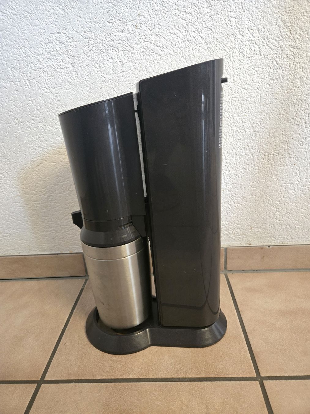 Sodastream Elettrodomestici da cucina: sodastream crystal – Usato da Büttikon AG venduto da jd.grobler