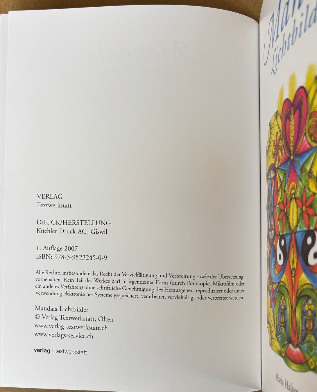 Libri: Halter Maria, Mandala - Lichtbilder – Nuovo e nell'imballaggio originale da Sarnen venduto da Livres 2
