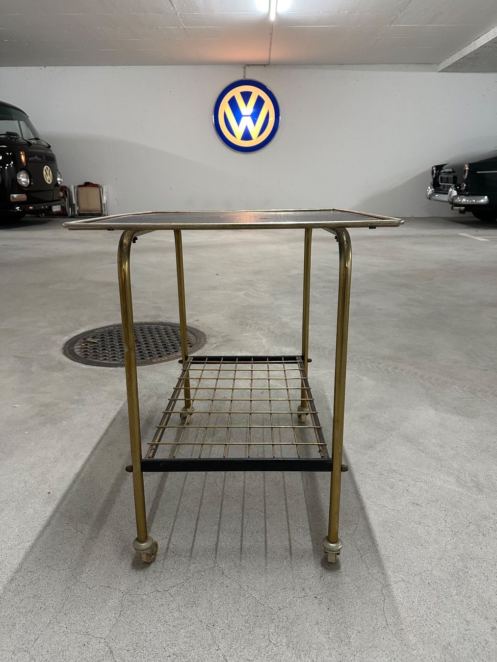 Carrelli di servizio: Vintage Servierwagen, Mid Century – Usato da Wiesendangen venduto da kavdivision01