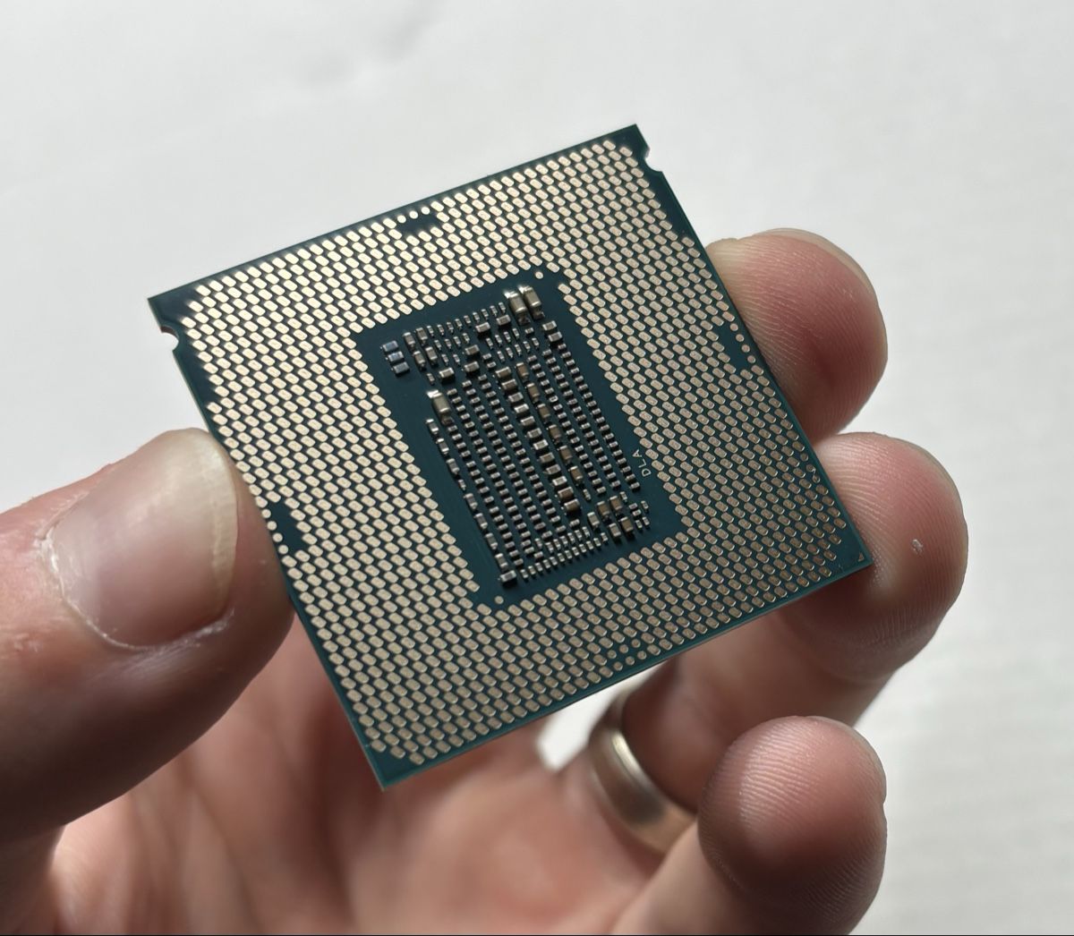 Intel Elektronikbauteile: Intel® Core i9-9900K 8X 3.6GHz – Gebraucht aus Kloten von max_pm8r