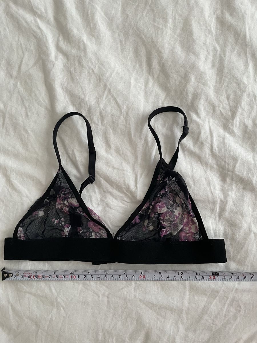 Altra biancheria intima: Bralette Netz Blumenmuster Schwarz Gr. S – Usato da Zürich venduto da vik_isi 3